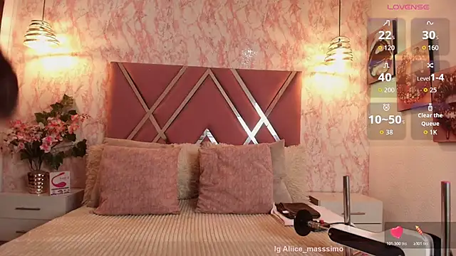 Aliice1  online show from November 4, 2025, 7:02 pm