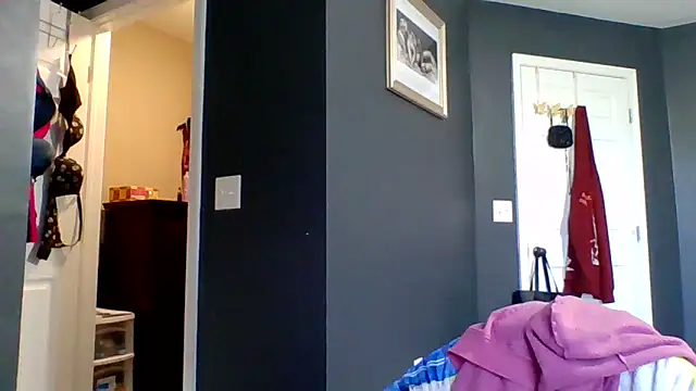 Melissamarcosx4 online show from November 18, 2025, 3:49 pm