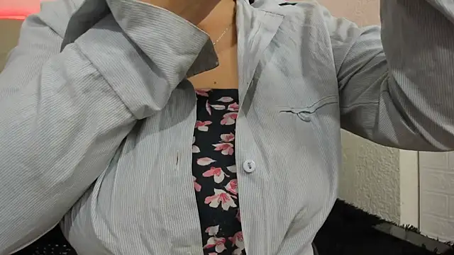 katherine blair online show from January 16, 2026, 1:04 pm