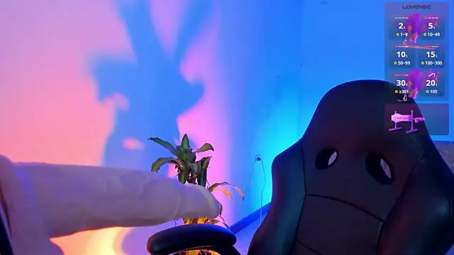 Snapshot of giselle_upp chatting on November 13, 2025, 3:49 am giselle upp online show from November 13, 2025, 3:49 am