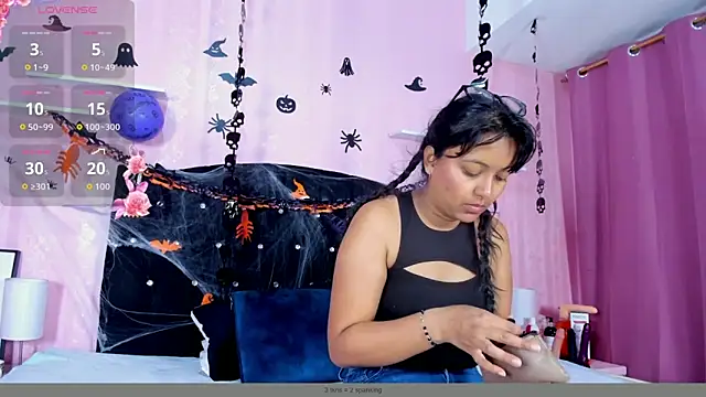 Snapshot of Azul_Moon chatting on October 22, 2025, 3:51 am Azul Moon online show from October 22, 2025, 3:51 am