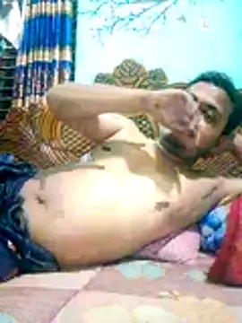 Snapshot of CatchingBouquet chatting on March 6, 2026, 2:57 pm CatchingBouquet online show from March 6, 2026, 2:57 pm