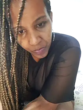 VikysDavis online show from April 7, 2026, 12:33 am