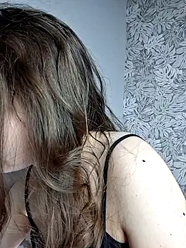 Olivia OliV online show from June 12, 2026, 1:15 am