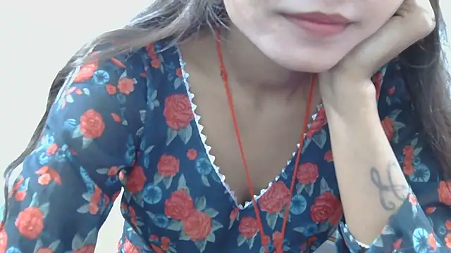 Aarti misty71 online show from September 28, 2025, 4:51 am