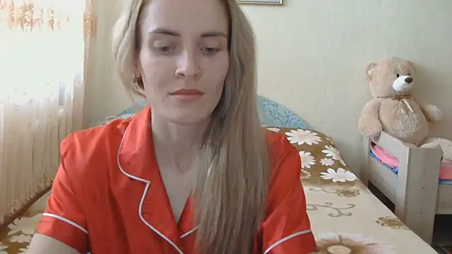 Snapshot of JayeTyler chatting on June 16, 2026, 5:54 am JayeTyler online show from June 16, 2026, 5:54 am