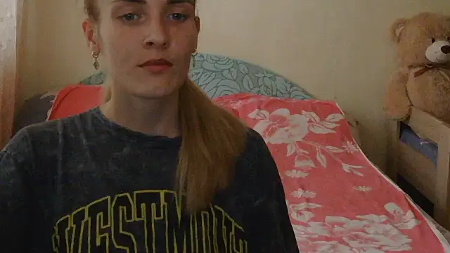 Snapshot of JayeTyler chatting on July 1, 2026, 6:26 am JayeTyler online show from July 1, 2026, 6:26 am