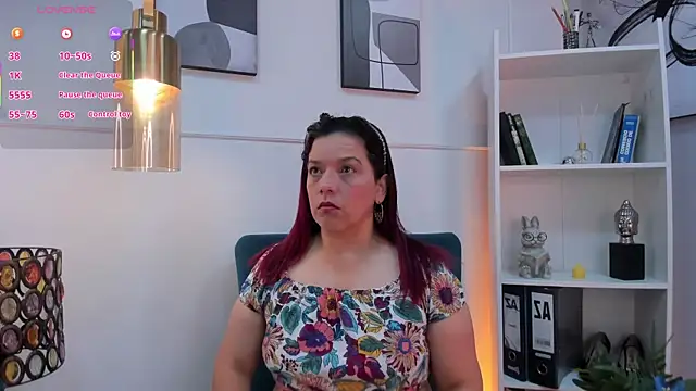 VeronicaBlake online show from July 8, 2026, 12:42 pm