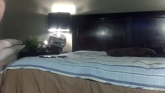 Snapshot of Hornylouisewil chatting on November 16, 2025, 1:11 am Hornylouisewil online show from November 16, 2025, 1:11 am