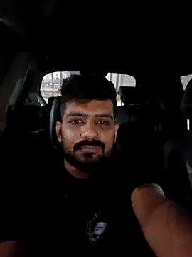 Snapshot of Vince-18 chatting on October 27, 2025, 2:54 pm Vince-18 online show from October 27, 2025, 2:54 pm