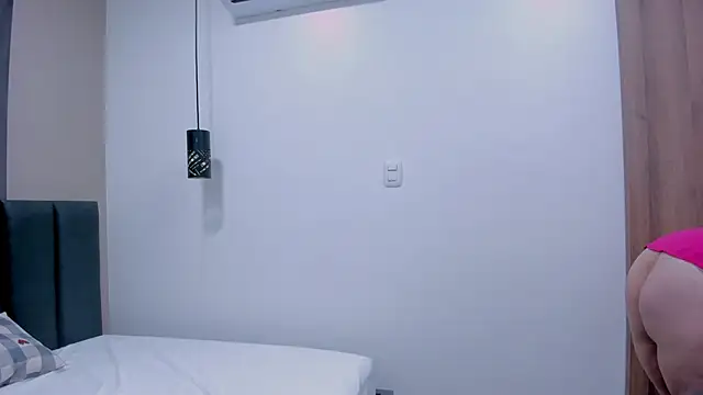 JenaCooper  online show from October 12, 2025, 2:27 pm