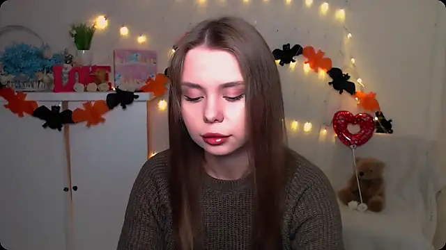 OceanicDawn online show from October 19, 2025, 6:36 am