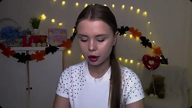 OceanicDawn online show from October 20, 2025, 5:19 am