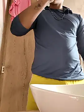 Hiroshi Shen online show from January 14, 2026, 12:44 pm