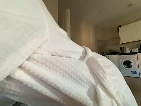 FrancescaXO online show from March 3, 2026, 3:18 pm