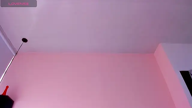 violet myerrs online show from December 22, 2025, 2:36 pm