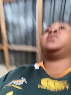 ChubbyAssyiyer online show from November 4, 2025, 5:50 am