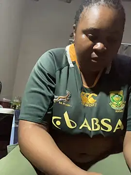 ChubbyAssyiyer online show from November 4, 2025, 5:56 pm