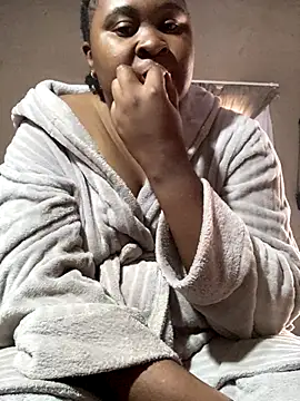 ChubbyAssyiyer online show from November 7, 2025, 5:29 am