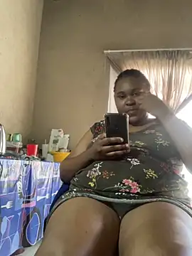 ChubbyAssyiyer online show from November 8, 2025, 3:01 pm