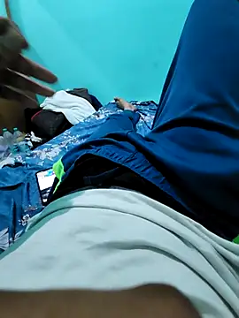 Snapshot of santa7869 chatting on September 21, 2025, 7:10 am santa7869 online show from September 21, 2025, 7:10 am