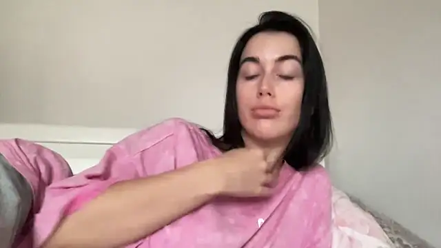 Snapshot of Talyo19 chatting on October 24, 2025, 9:28 am Talyo19 online show from October 24, 2025, 9:28 am