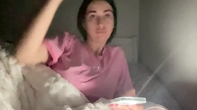 Snapshot of Talyo19 chatting on October 24, 2025, 9:55 pm Talyo19 online show from October 24, 2025, 9:55 pm