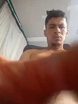 Snapshot of piterrr_hot chatting on November 27, 2025, 6:04 am piterrr hot online show from November 27, 2025, 6:04 am