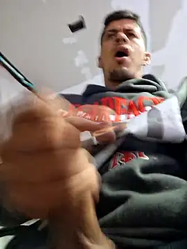 Snapshot of piterrr_hot chatting on November 28, 2025, 12:19 pm piterrr hot online show from November 28, 2025, 12:19 pm