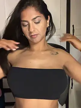 Snapshot of chicachocolate01 chatting on September 20, 2025, 11:17 pm chicachocolate01 online show from September 20, 2025, 11:17 pm