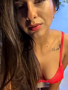 Snapshot of chicachocolate01 chatting on October 20, 2025, 4:46 am chicachocolate01 online show from October 20, 2025, 4:46 am