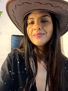 Snapshot of chicachocolate01 chatting on October 30, 2025, 2:13 am chicachocolate01 online show from October 30, 2025, 2:13 am