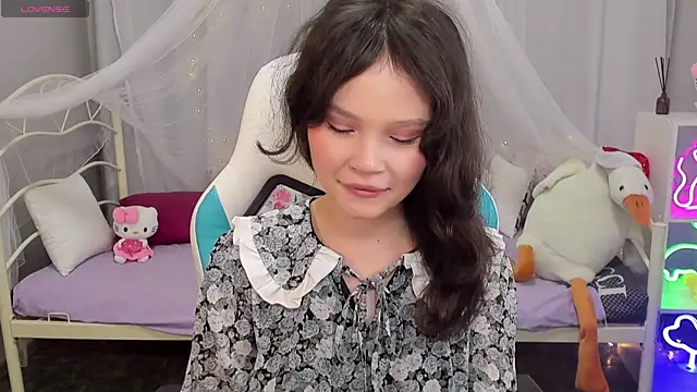 Snapshot of EmilyChaves chatting on December 21, 2025, 4:41 am EmilyChaves online show from December 21, 2025, 4:41 am