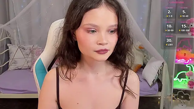 Snapshot of EmilyChaves chatting on January 10, 2026, 10:06 am EmilyChaves online show from January 10, 2026, 10:06 am