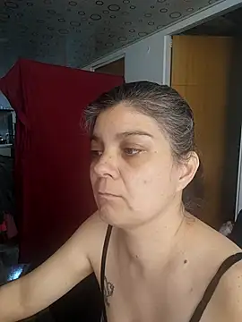 queemking online show from January 12, 2026, 9:42 pm