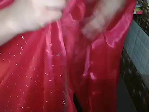 lovepihuu online show from March 24, 2026, 6:29 am