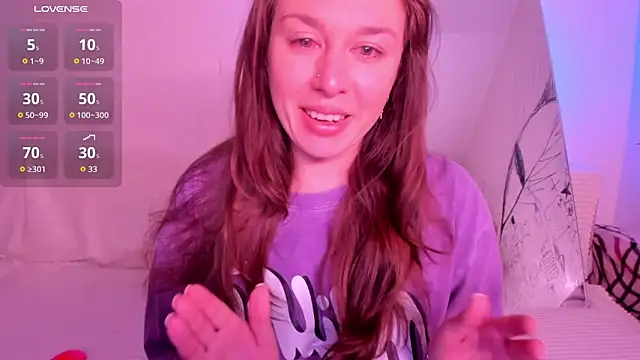 Lil Foxy9 online show from May 10, 2026, 4:23 pm