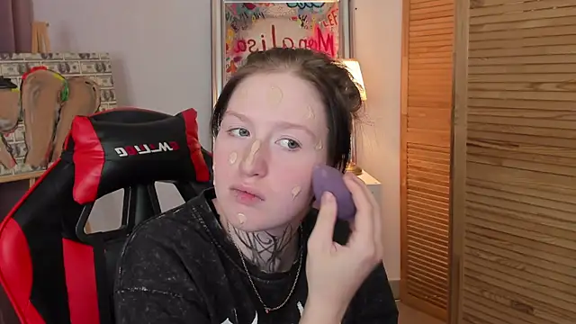 Snapshot of ayakskalermonss chatting on October 17, 2025, 8:17 am ayakskalermonss online show from October 17, 2025, 8:17 am