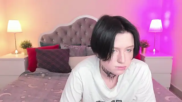 Snapshot of ayakskalermonss chatting on November 4, 2025, 8:13 am ayakskalermonss online show from November 4, 2025, 8:13 am