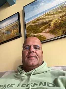 Snapshot of Renebisex chatting on October 12, 2025, 10:03 am Renebisex online show from October 12, 2025, 10:03 am