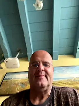 Snapshot of Renebisex chatting on October 31, 2025, 10:05 am Renebisex online show from October 31, 2025, 10:05 am