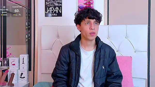 Snapshot of Axel__Evans chatting on November 13, 2025, 11:53 am Axel Evans online show from November 13, 2025, 11:53 am