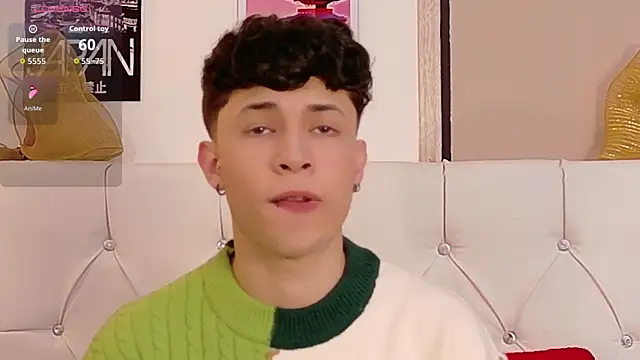 Snapshot of Axel__Evans chatting on December 2, 2025, 12:21 pm Axel Evans online show from December 2, 2025, 12:21 pm