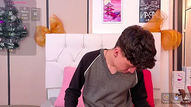 Axel  Evans online show from December 16, 2025, 2:00 pm