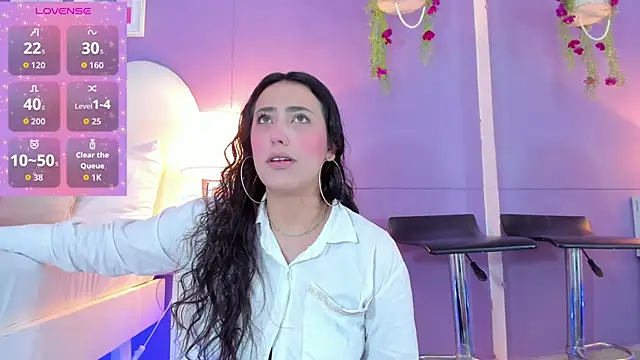 my aleja  online show from November 13, 2025, 1:10 pm