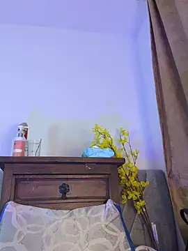 Im tinaa sr online show from September 12, 2025, 1:28 am