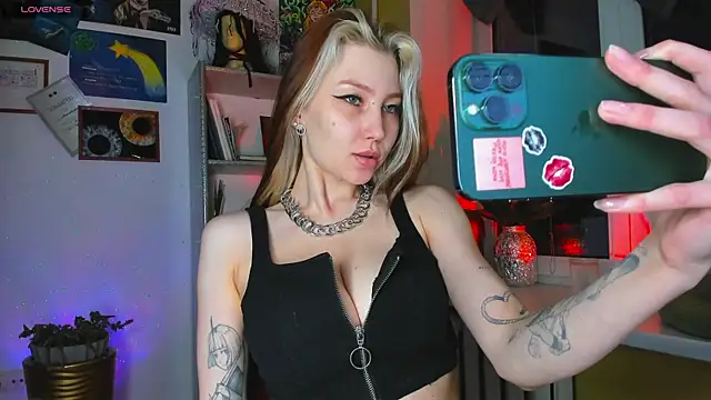 Nicole matt online show from May 17, 2026, 8:16 pm