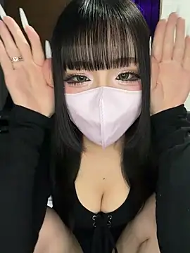 Nano-xxx online show from April 4, 2026, 7:00 pm