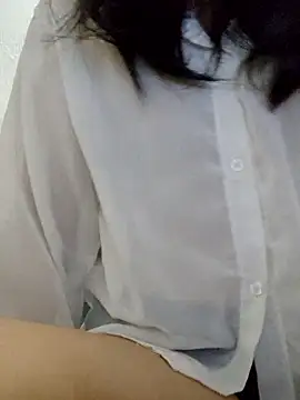 Maria2299 online show from June 14, 2026, 9:39 pm
