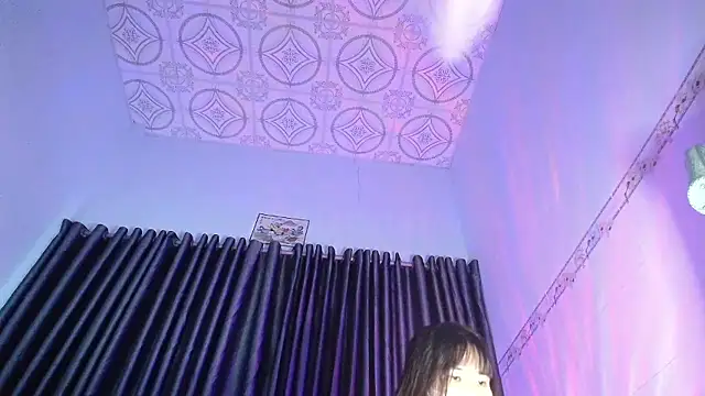 Snapshot of Grass_99 chatting on November 3, 2025, 9:21 am Grass 99 online show from November 3, 2025, 9:21 am